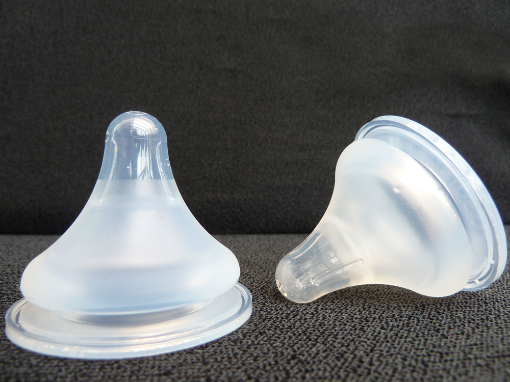 small nipple baby bottle