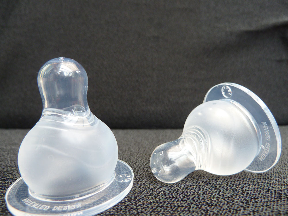 best nipple bottle breastfed baby