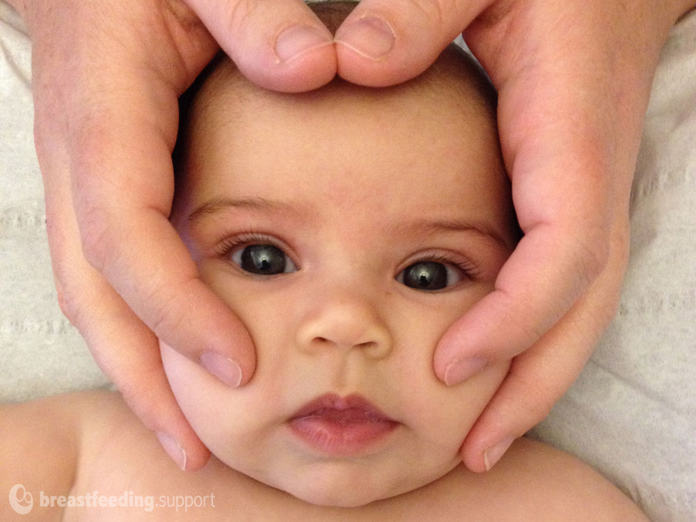 Bodywork: Gentle exercises, tummy time and massage for babies